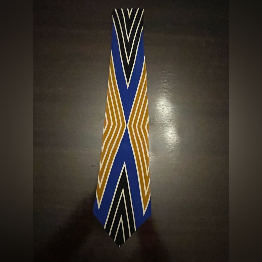 Geometric “Format” Tie